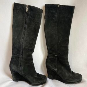 Amazing Authentic Black Wedged Platform Prada Boots size 37